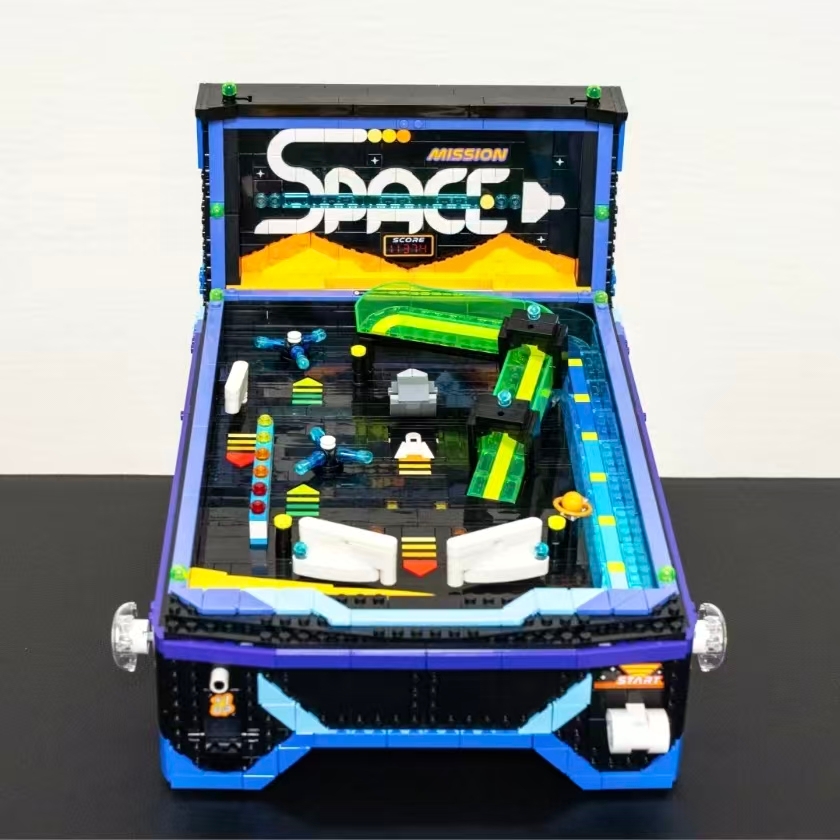 2274ピース プレイ可能なレトロゲーム機 ピンボールマシン - Retro Gaming Console Lego のレビューと価格